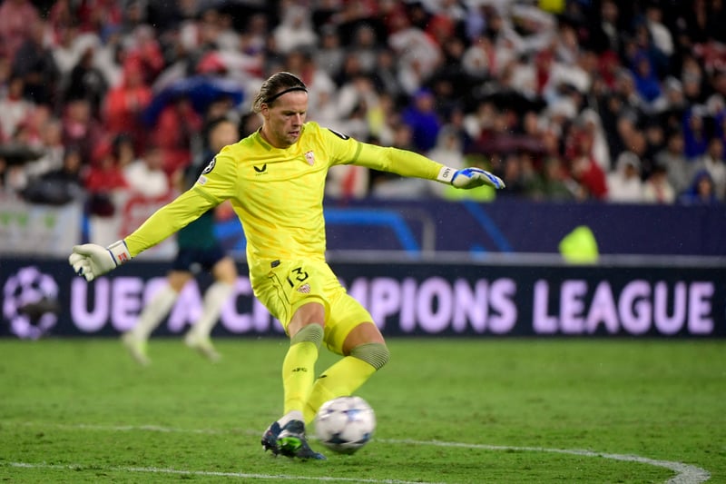 Nyland, Sevilla’s starting keeper, has been ruled out with a quad injury.
