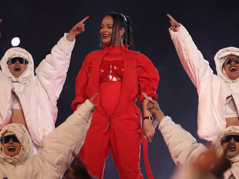 Should it rain at Glastonbury next year, Rhianna is 9/2 to be on hand with her Umbrella.