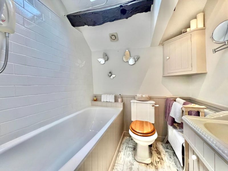 This bathroom is found on the first floor - another shower room is accessible on the ground floor. (Photo courtesy of Zoopla)