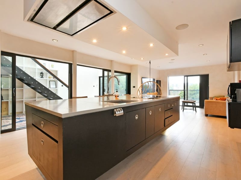 The "bespoke" kitchen is finished with granite worktops. (Photo courtesy of Zoopla)