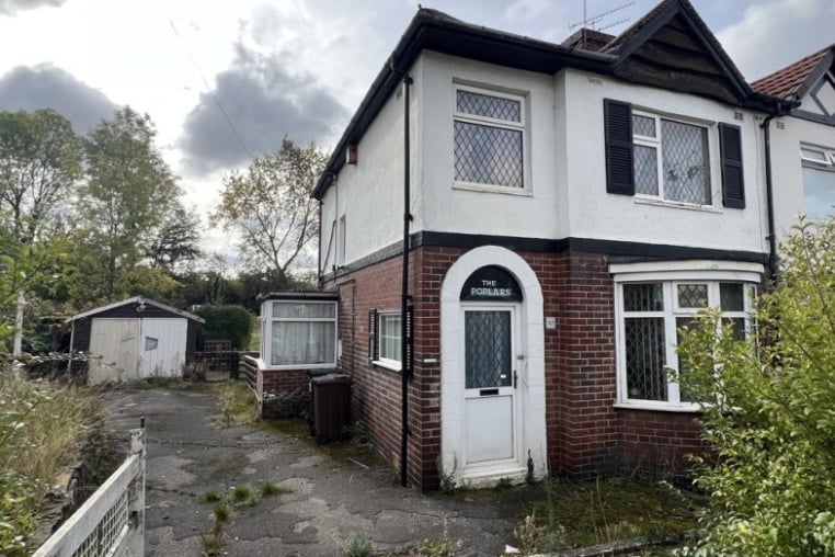 A 3 bedroom semi house with driveway and garage. The accommodation is in need of modernisation and excellent scope is offered not only to refurbish but to extend to take full advantage of the generous plot.