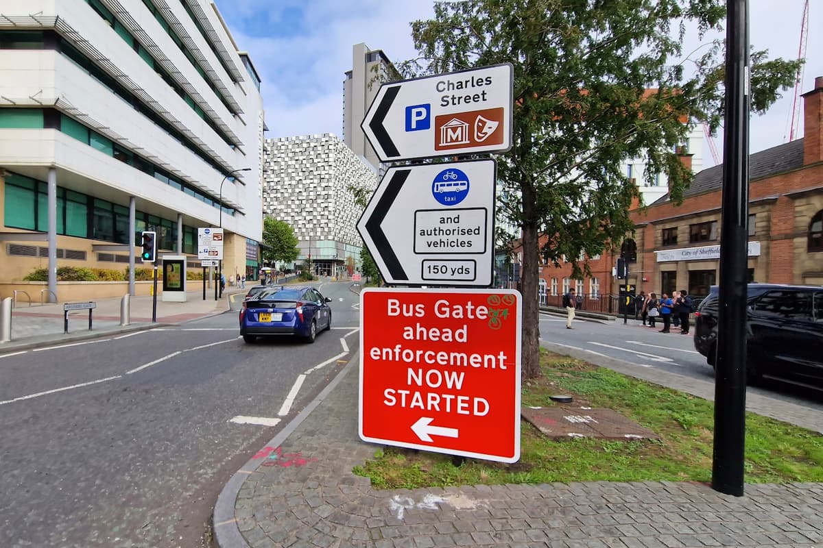 Bus Gate In Uk Arundel Gate: Sheffield bus gate raising up to £5m divides opinion