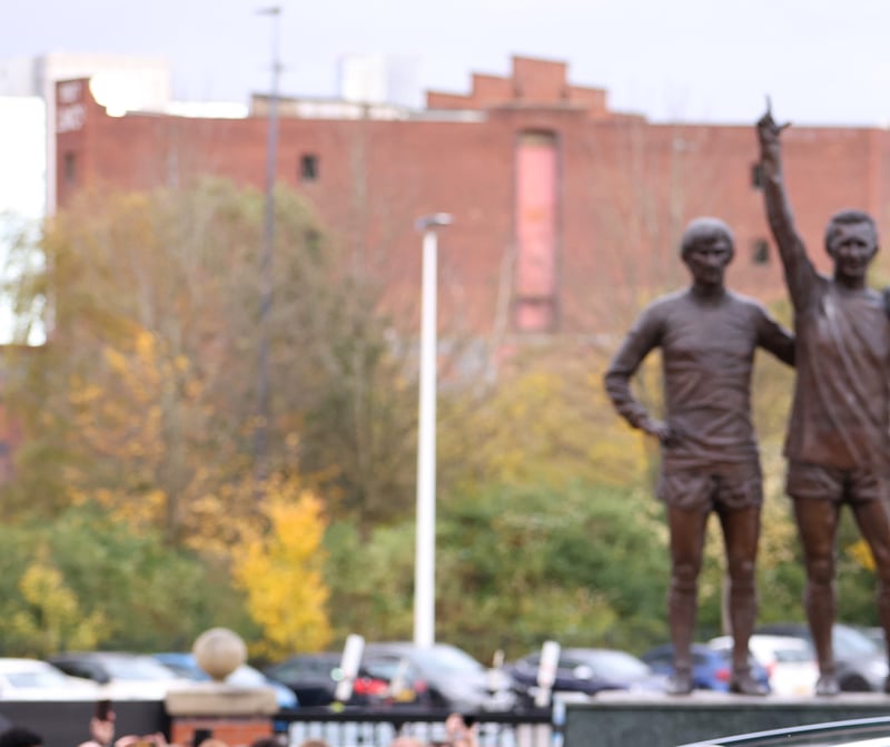 Processional Trafford 25 stunning pictures as crowds bid final farewell to Sir Bobby Charlton ...