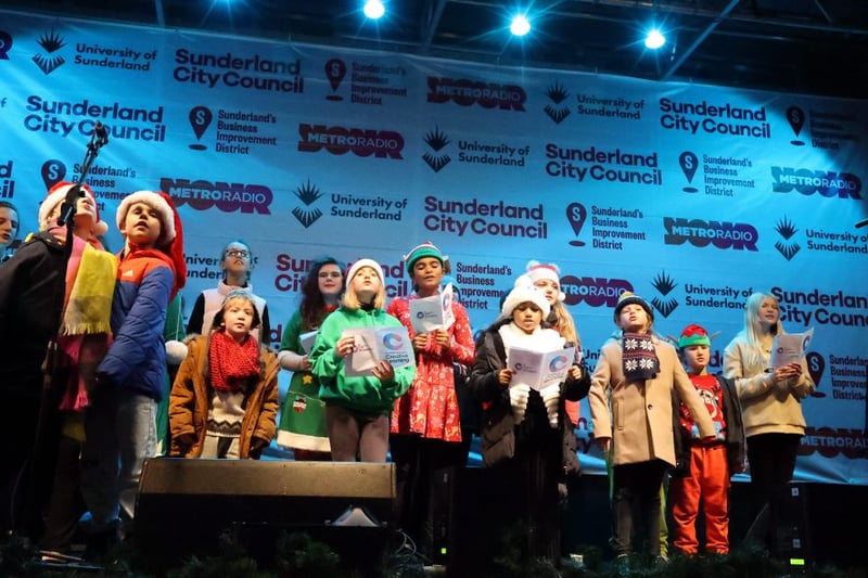 Young performers at the Christmas switch-on. Picture by NNP.