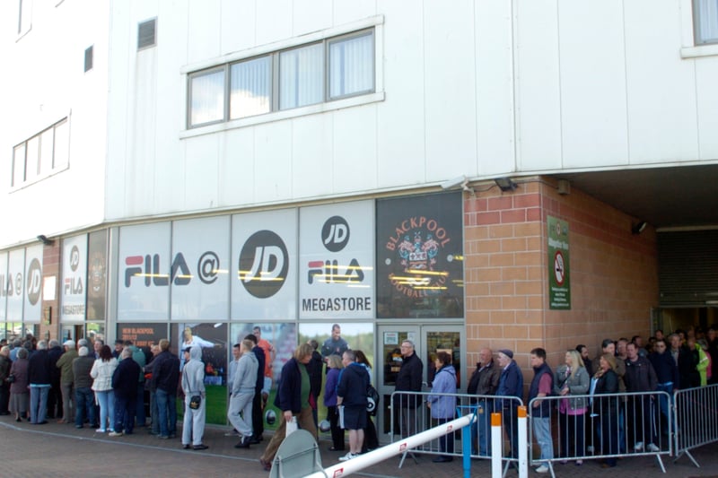 Another view of the queue as Blackpool fans wait patiently to purchase 2012 Championship play-off semi-final tickets for the Birmingham game.