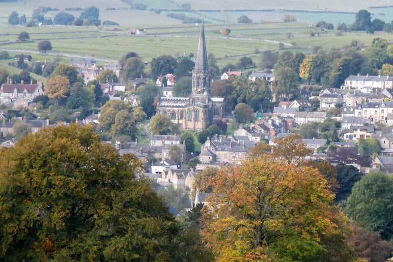 The capital of the Peak District, this quaint town famous for its eponymous tart is perfect for a wandering around or stopping off at on the way to nearby tourist attractions like Chatsworth House and Haddon Hall. 