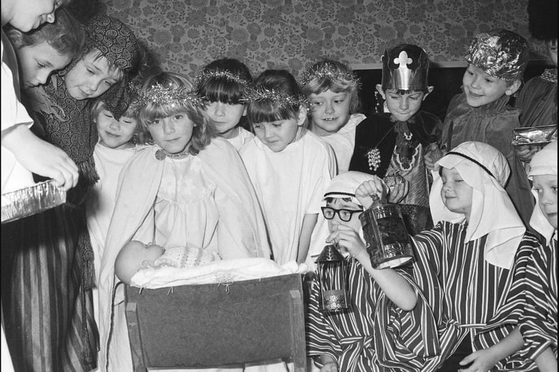Hylton Castle Infants School's Nativity in 1985.
Look at this great cast as they take a glimpse at the baby Jesus.