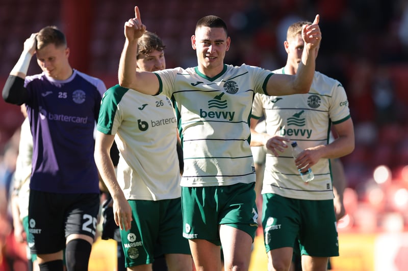 Aberdeen 0-2 Hibs: two second half goals from Adam Le Fondre and Christian Doidge gave Hibs an early win in the season. 