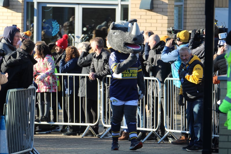 Leeds Rhinos mascot Ronnie the Rhino was present at the start of the 7 in 7 in 7 Challenge in Headingley.
