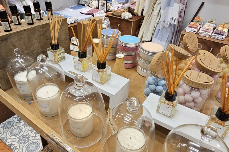 At Fil Blanc, which specialises in a range of products sourced from Mediterranean countries including French soaps and hammam towels from Turkey, Valeria recommended a range of their products as Christmas gifts. These include soya wax candles that last up to 50 hours, bath salts made from Dead Sea salts and lip balm made from beeswax.
