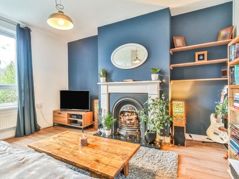 The lounge towards the front of the house is very spacious and bright. (Photo courtesy of Zoopla)