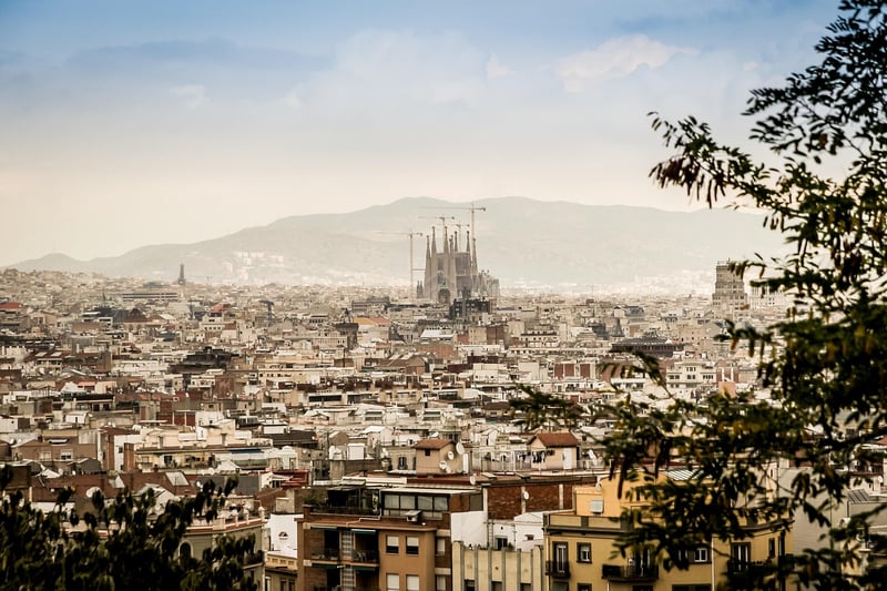 Jet away to Barcelona from Glasgow Airport in under three hours with easyJet flights direct to the cosmopolitan capital of Spain’s Catalonia region. 