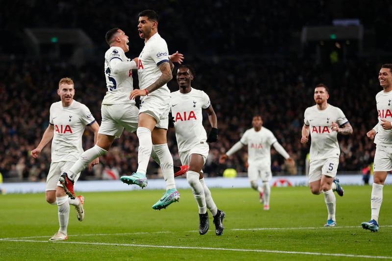 Scored a brilliant header on his return from suspension. Unfortunate Kudus' shot came off him and set up Bowen for the West Ham goal.