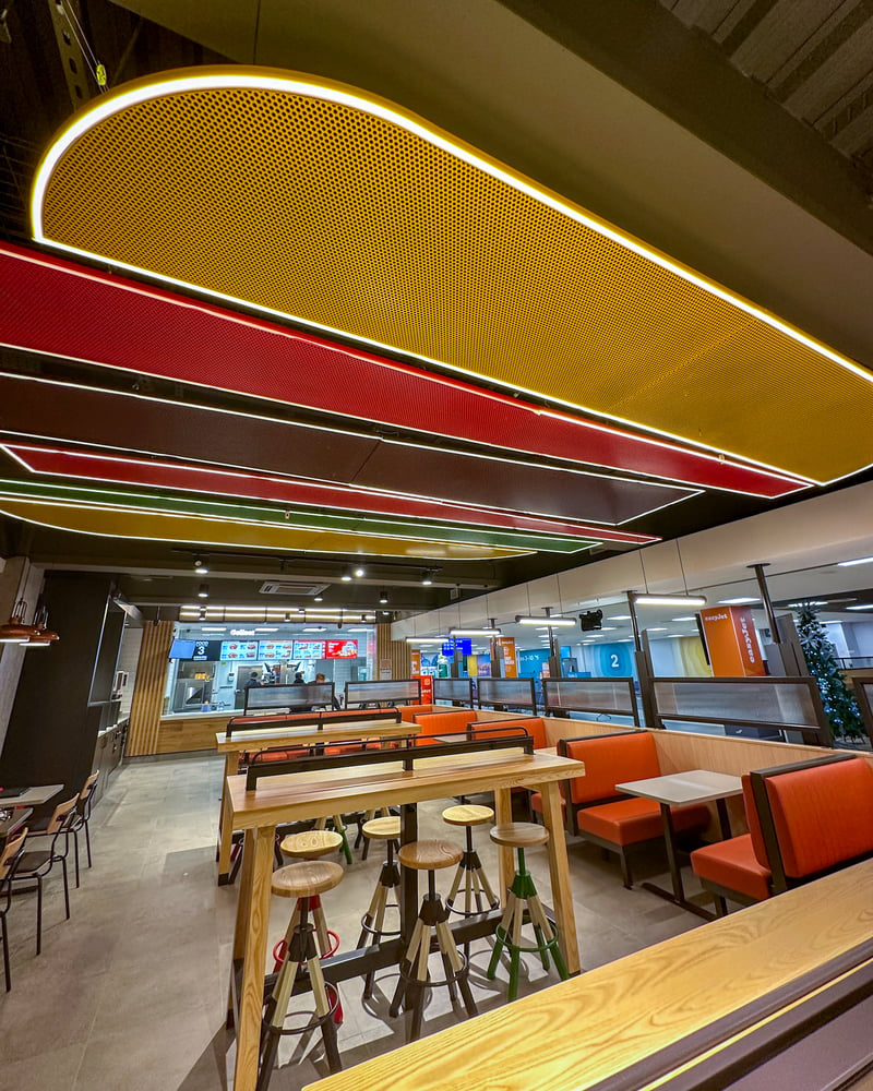 Liverpool Airport recently launched a new Burger King, with a new location and new look. 