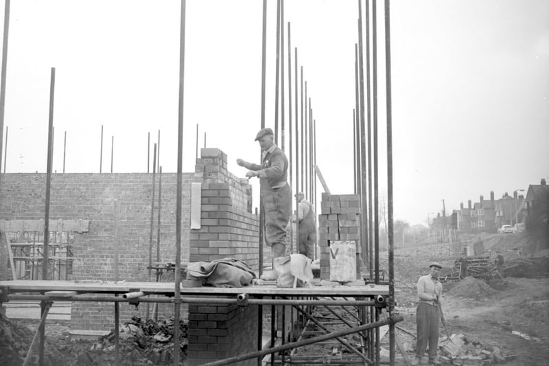 Thornhill Comprehensive School taking shape on the site of the former Thornhill Farm in April 1964.
The school was being built partly as a replacement for the existing West Park Technical School for Girls.