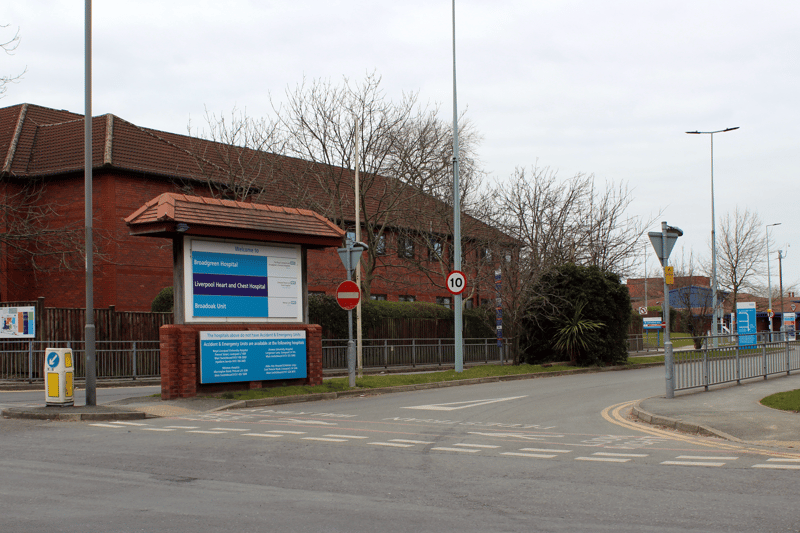 🩺 Broadgreen Hospital is home to a number of elective (planned) surgical, diagnostic and treatment services, together with specialist patient rehabilitation.
It is run by Liverpool University Hospitals NHS Foundation Trust. ⭐ The hospital currently has a CQC rating of 'good' and was last inspected in July 2016. ❤️Patient satisfaction score: N/A. ⌚ The average waiting list time is 16 weeks. 📍 Thomas Drive, Liverpool L14 3LB.
