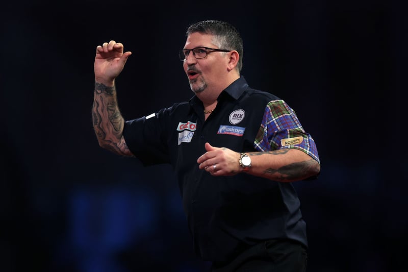 The bookies reckon Gary Anderson is Scotland's best chance of a champion, with odds of 14/1. The Flying Scotsman is a former BDO and WDF world number one, and a two-time PDC World Champion, taking back-to-back titles in 2015 and 2016.