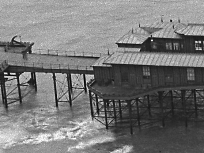 A 1902 Tower-top view showing the position of the Foudroyant's anchor at the start of the widened section of North Pier