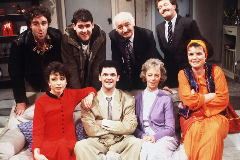 City Lights followed the life of Glasgow bank clerk Willie Melvin, played by Gerard Kelly, and his dreams of becoming a successful writer. The TV show ran from 1984 to 1991 with a cast that included Elaine C Smith, Jonathan Watson, Dave Anderson and Andy Gray.
