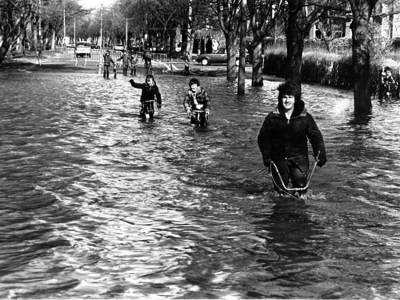 Flooding on East Park Drive, 1981