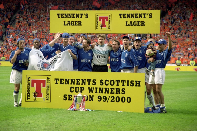 Rangers celebrate winning the Scottish Cup Final against Aberdeen at Hampden Park after running out 4-0 winners