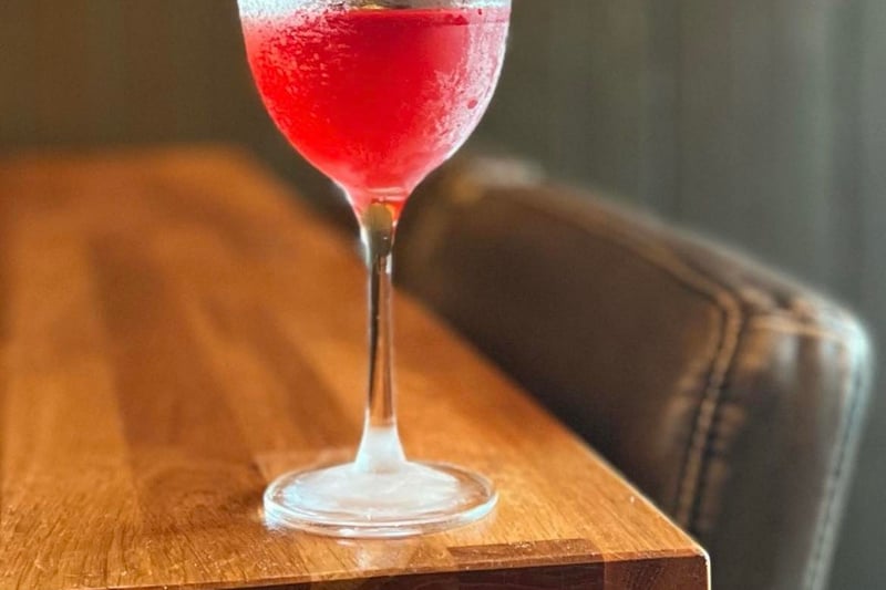 Check out the new winter menu at Lunar in Glasgow's Southside which includes this 'Fir & Frost' cocktail which is made from Edinburgh Cannonball Gin, Cranberry, Campari, Pine & Lemon Verbena. 