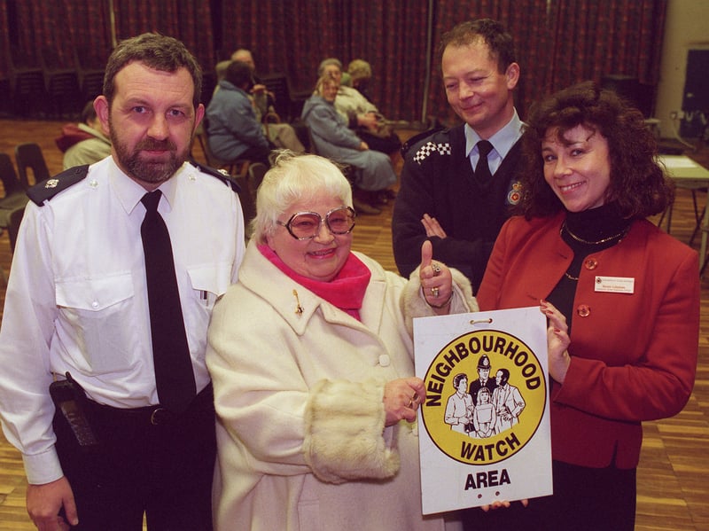 Roly-Poly Mo Moreland supported a new Neighbourhood Watch Scheme in South Shore.
Pic L-R: Acting Inspector Mick Swindells, Mo Moreland, Area Beat Officer PC Lionel Rigby, and Community Crime Prevention Officer Bernie Lillystone