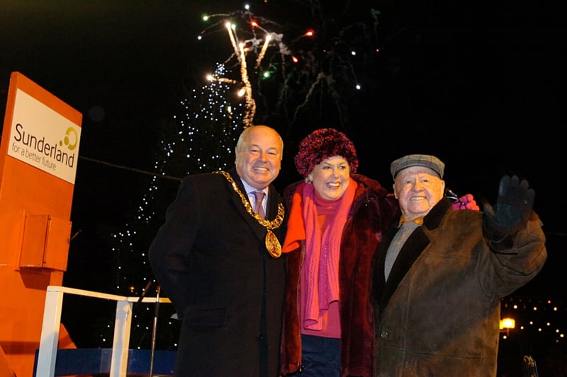Screen legend Mickey Rooney and his wife Jan helped Mayor Leslie Scott switch on Sunderland's Christmas lights.
The 2007 chart topper at Christmas was Leon Jackson with When You Believe.