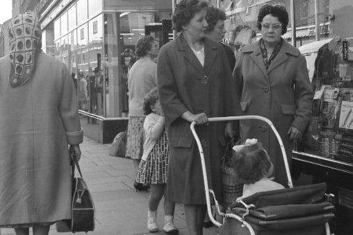 Shoppers outside the Sunderland branch in 1963.