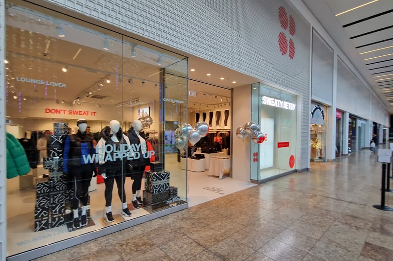 Sweaty Betty opened at Meadowhall, upstairs on The Avenue, in December 2023. The sportswear shop sells ‘sculpting leggings’ and ‘performance pieces’ for running, yoga and swimming.