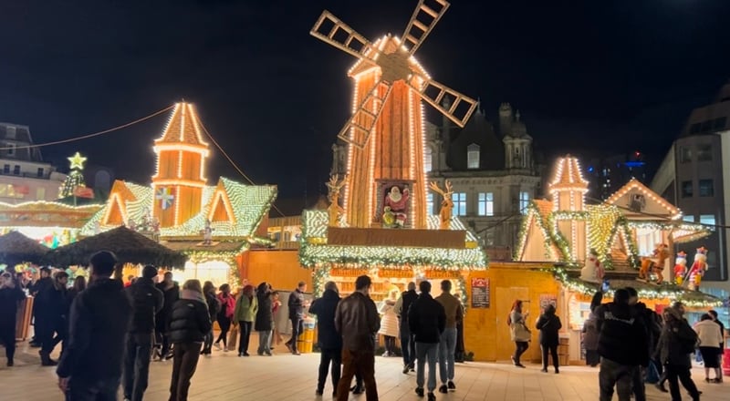 The largest authentic German Christmas market outside of Germany and Austria. A must-visit during the festive season! Sip mulled wine, devour bratwurst, and pretend you’re in Germany.
