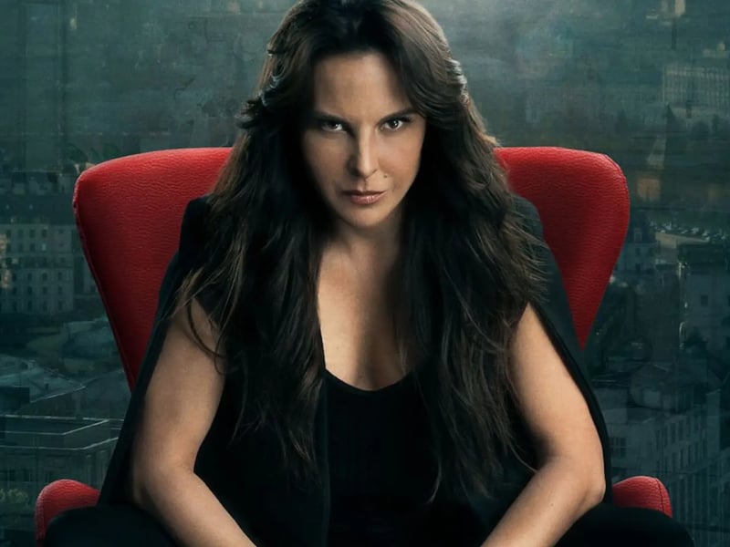 The most-watched Spanish language programme on Netflix is season three of La Reina del Sur, starring Kate del Castillo, Raoul Bova, and Humberto Zurita, which has been watched for 429,600,000 hours. "After years of blood, sweat and tears, a woman from humble beginnings finds herself in the perilous position of being a legend in drug trafficking."