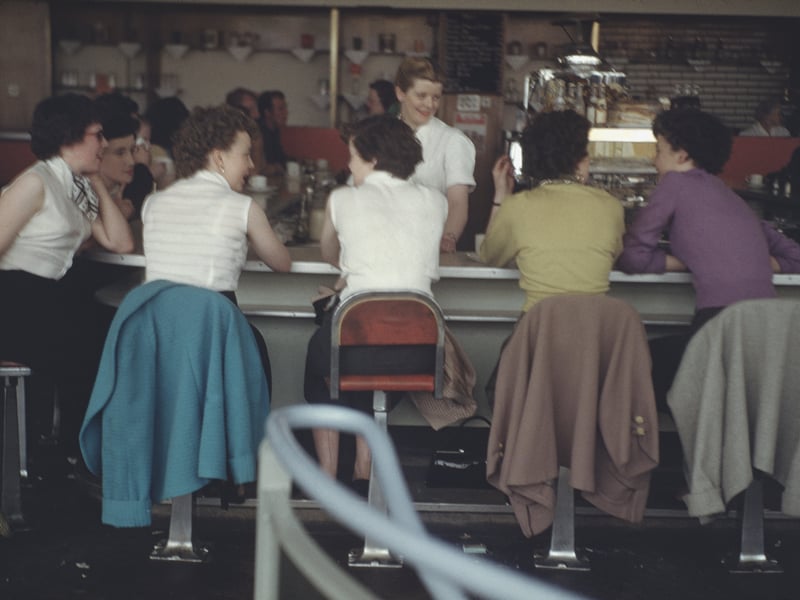 A group of young women in a coffee bar in Blackpool, England, circa 1955.  (Photo by Hulton Archive/Getty Images)