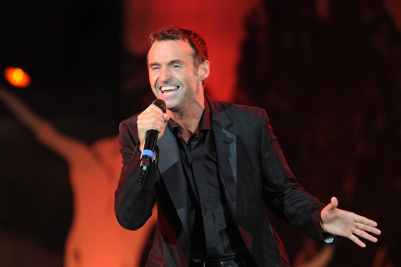 You could just feel it in his fingers and his toes that fans still love a bit of Marti Pellow and Wet Wet Wet.