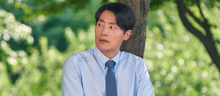 This South Korean dystopian action movie takes us to Seoul, where a devastating earthquake has turned the city into a apocalyptic wasteland.