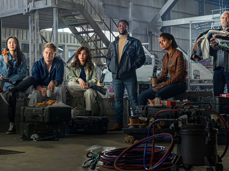 Kevin Hart takes the lead role in this Netflix Original that follows two ex's team up in order to steal millions of dollars of gold from a 777 passenger flight.