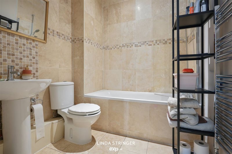 There are two bathrooms, including an en-suite for the master bedroom. Photo: Zoopla
