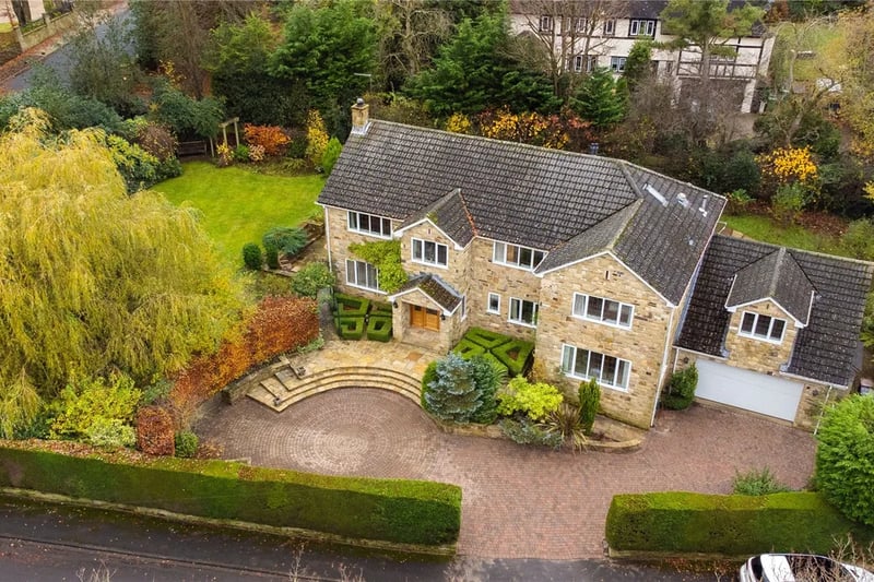 This gorgeous country house on Heather Vale in Scarcroft is on the market with Furnell Residential for £1,350,000.