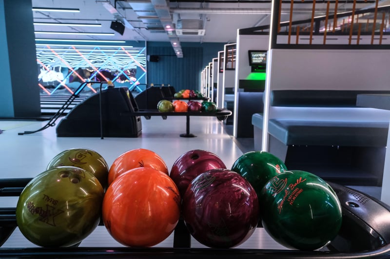 Tenpin is the latest offering for entertainment in Sheffield city centre, between GloryHoles, Lane7 and Boom Battle Bar.