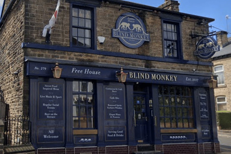 The Blind Monkey is on Whitehouse Lane, Walkley. Built in 1846, it was originally a grocery shop. It reopened in 2018 after a refurbishment which aimed to take the pub back to the early 1900’s using items from the Edwardian and Victorian periods.
