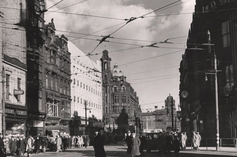  A view of Blackett Street taken c.1948. The photograph has been taken from the middle of the road looking down Blackett Street to New Bridge Street.