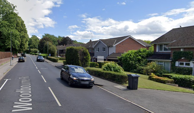 The average property price for Woodbourne Road is £2,480,000