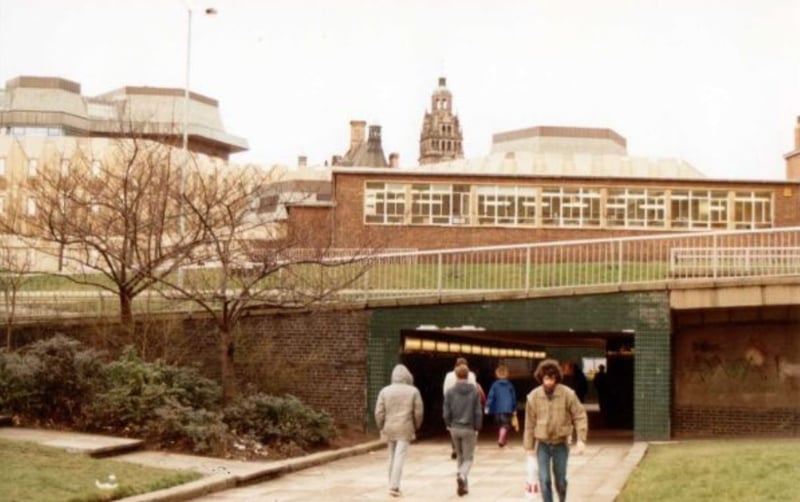 Subway under Arundel Gate from Howard Street, showing (left) Town Hall Extension and (centre) the Motor Taxation office, in 1985