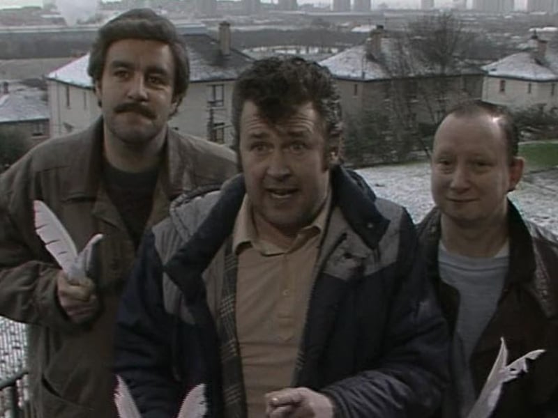 Actor Tony Roper was raised in Anderston with him being best known for his role as a Jamesie Cotter in Rab C. Nesbitt and writing the comedy-drama The Steamie.