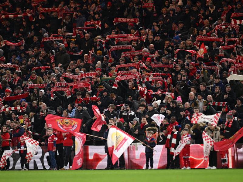 Average attendance: 27,008