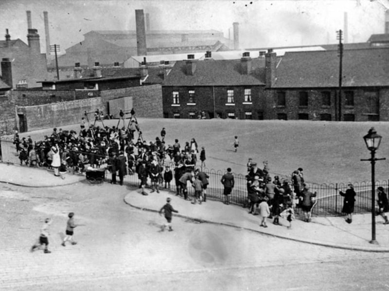 Sutherland Road Playground, Burngreave, in October 1947