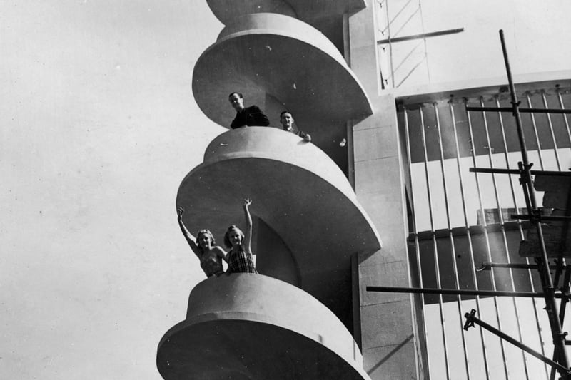 26th May 1939:  The new corkscrew tower at Blackpool Pleasure Beach. Designed by Joseph Emberton (1889 - 1956) the staircase is lit to resemble a barber's pole which screws up or down at night.  (Photo by Fox Photos/Getty Images)