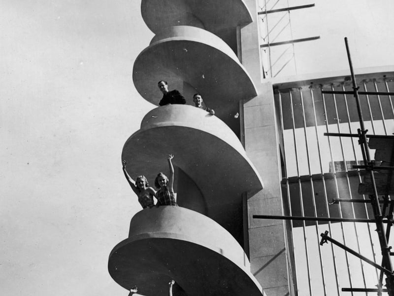 26th May 1939: The new corkscrew tower at Blackpool Pleasure Beach. Designed by Joseph Emberton (1889 - 1956) the staircase is lit to resemble a barber's pole which screws up or down at night. (Photo by Fox Photos/Getty Images)