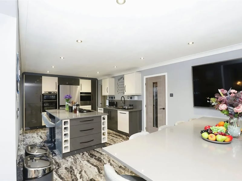 The house has been upgraded throughout and has resulted in a very modern interior. (Photo courtesy of Zoopla)