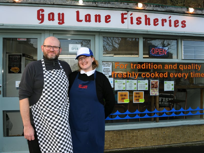 Gay Lane Fisheries in Otley has a 4.8* rating from 48 reviews.  A Tripadvisor reviewer said: “Amazing place. I ordered a chip bite and a small chips and let me tell you the chips were massive and the fish butty was the size of a whole meal staff were super nice and friendly 10/10 would highly recommend.”